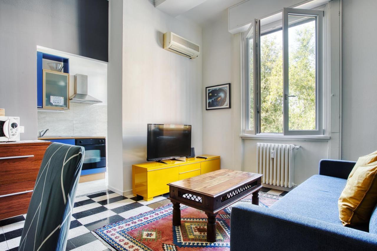 Joivy Stylish Flat In Porta Genova Lägenhet Milano Exteriör bild